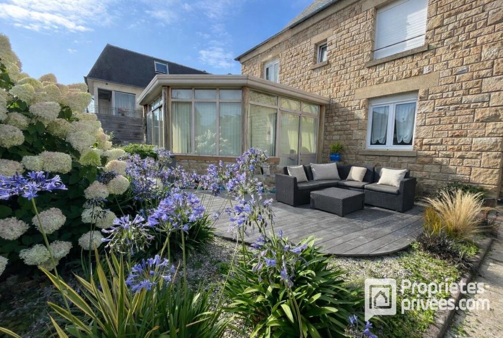 Vente Maison Maison Saint Hilaire Du Harcouet 9 pièce(s) 184 m2 Saint hilaire du harcouet