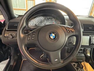 S&eacute;rie 3 Cab 330 Ci Pr&eacute;f&eacute;rence Luxe Steptronic A 2006 occasion 56120 Les Forges De Lanouee