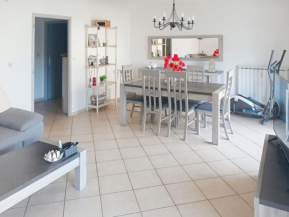 Appartement T3/4 avec terrasse - Brignoles