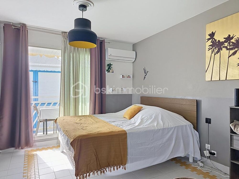 Grand studio 25,32 m2 village vacances plage et piscine