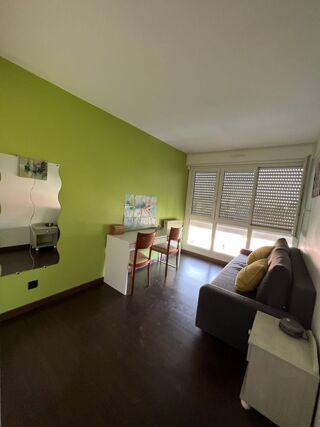  Appartement à louer 4 pièces 72 m²