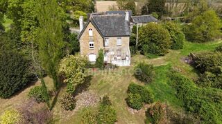  Propriété/château à vendre 6 pièces 111 m²
