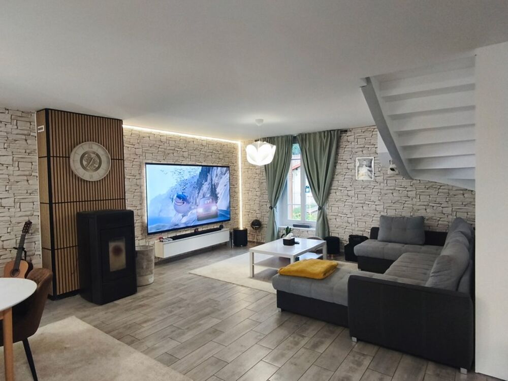 MAISON DE VILLAGE AVEC TERRAIN