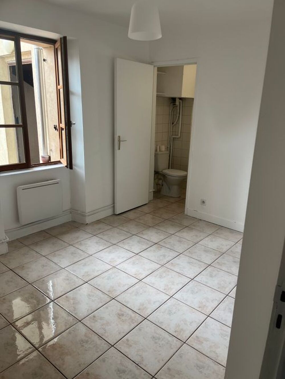 Location Appartement Appartement de 30m2 à louer sur Villeneuve-sur-Yonne Villeneuve sur yonne