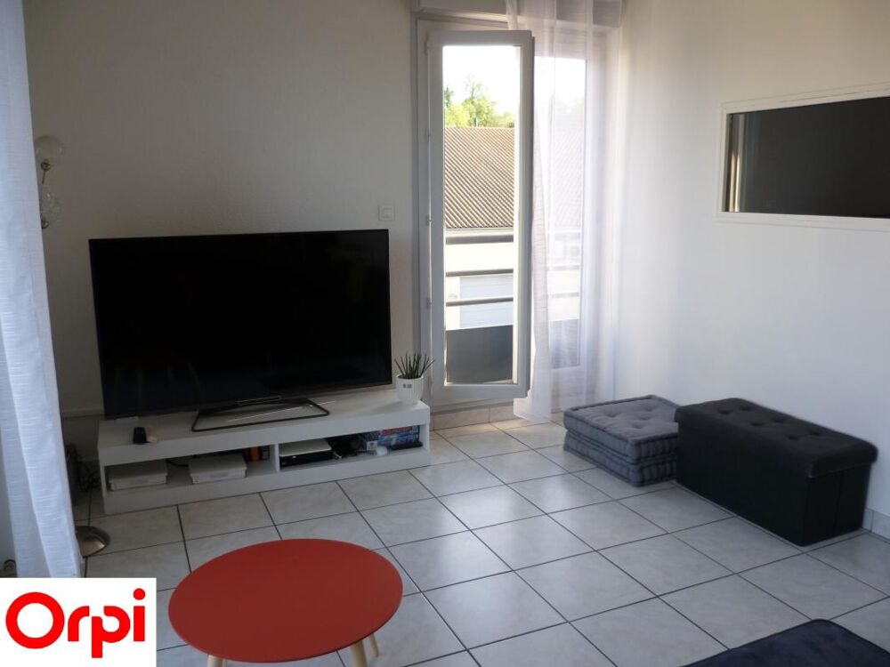 Location Appartement Appartement MEUBLÉ À Louer - balcon Saint etienne de saint geoirs
