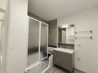  Appartement � louer 4 pi�ces 75 m�