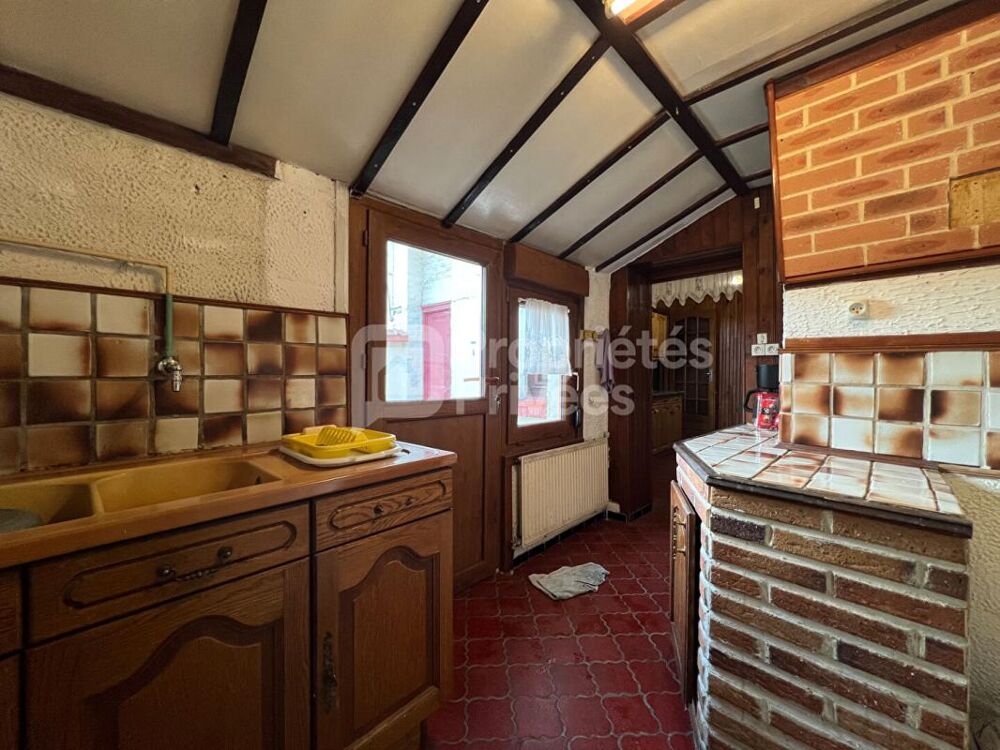 Vente Maison Maison de ville à Bruay-La-Buissière avec jardin, cour et potentiel d'aménagement Bruay la buissiere