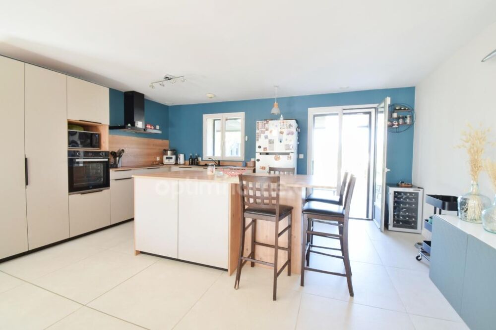 *** EXCLUSIVITE *** PLAIN-PIED 5 CHAMBRES, JARDIN ET DEPENDANCE *** BILLOM 63160