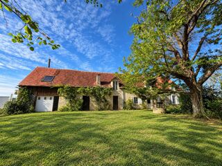 Vente Maison Maison de campagne à vendre 6 pièces proche Dun sur Auron Osmery