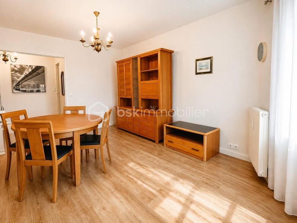 Vente Appartement Appartement 2 pièces de 52 m² - centre Vichy - refait à neuf et ensoleillé, avec parking et cave Vichy