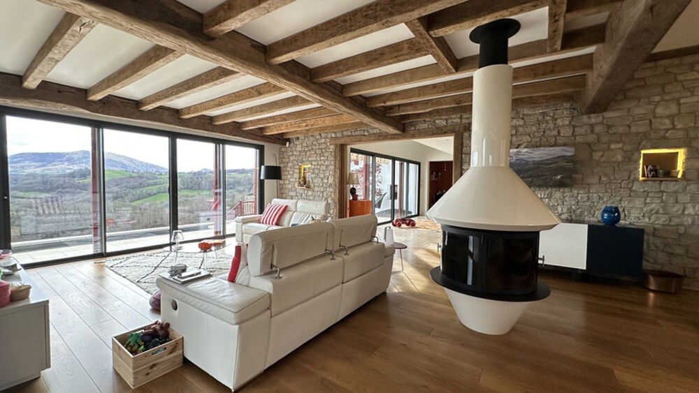 � vendre  Villa Hasparren (64240)