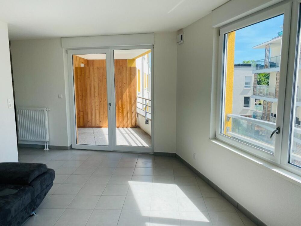 Location Appartement Appartement T3 avec loggia et parking à Strasbourg Strasbourg