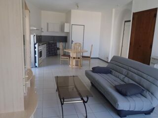  Appartement à louer 1 pièce 40 m²