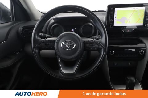 Yaris Cross 1.5 Hybride AWD-i Dynamic Business 116H 2022 occasion 92130 Issy-les-Moulineaux