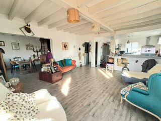  Maison à vendre 11 pièces 225 m²