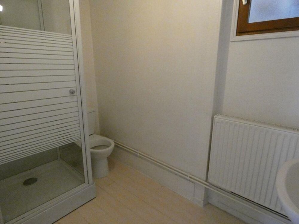 Appartement Ivry La Bataille (44 m²)+ combles