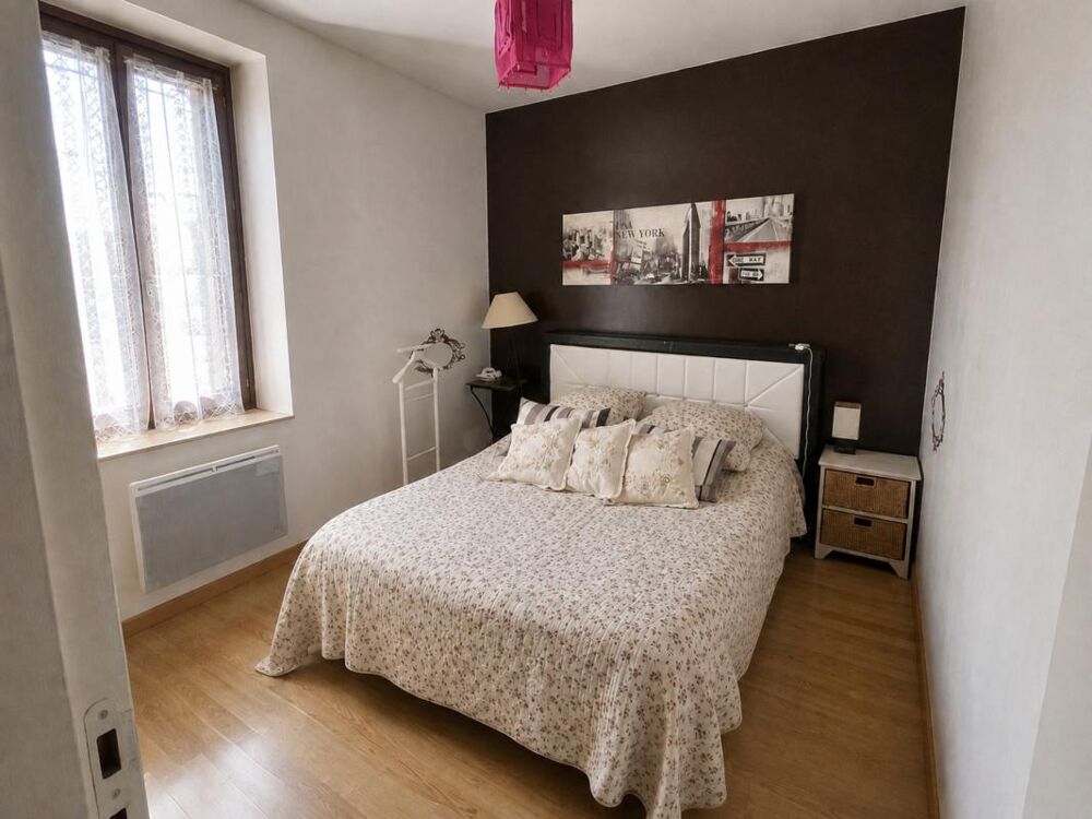 Vente Maison Maison 66 m² avec façade en pierre – 2 chambres, véranda et extérieur à Moulis-en-Médoc Moulis en medoc