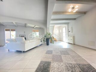  Villa � vendre 6 pi�ces 185 m�