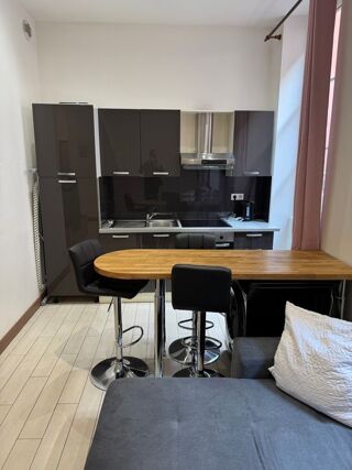  Appartement à louer 2 pièces 35 m²