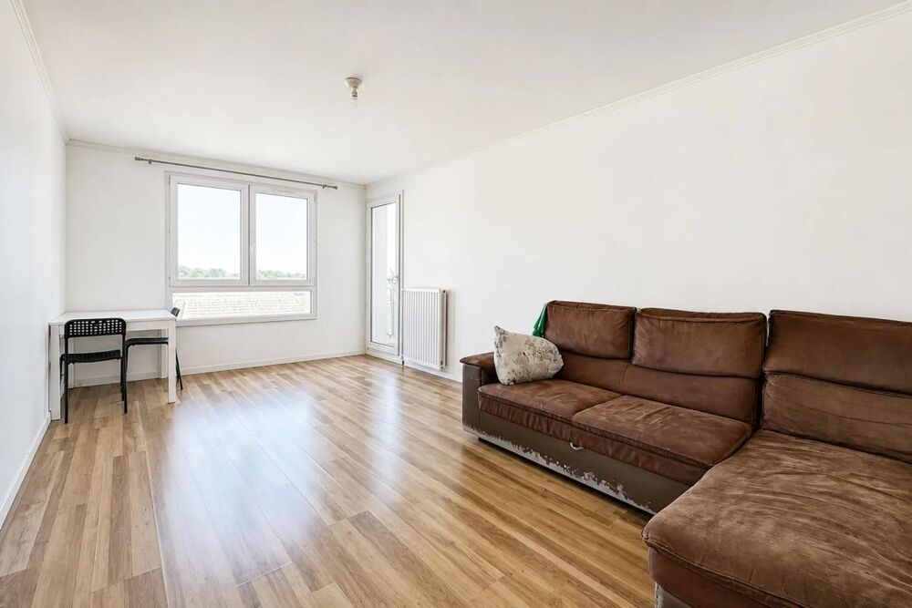 Vente Appartement Appartement lumineux 4 pièces 84 m² avec balcon Plaisir