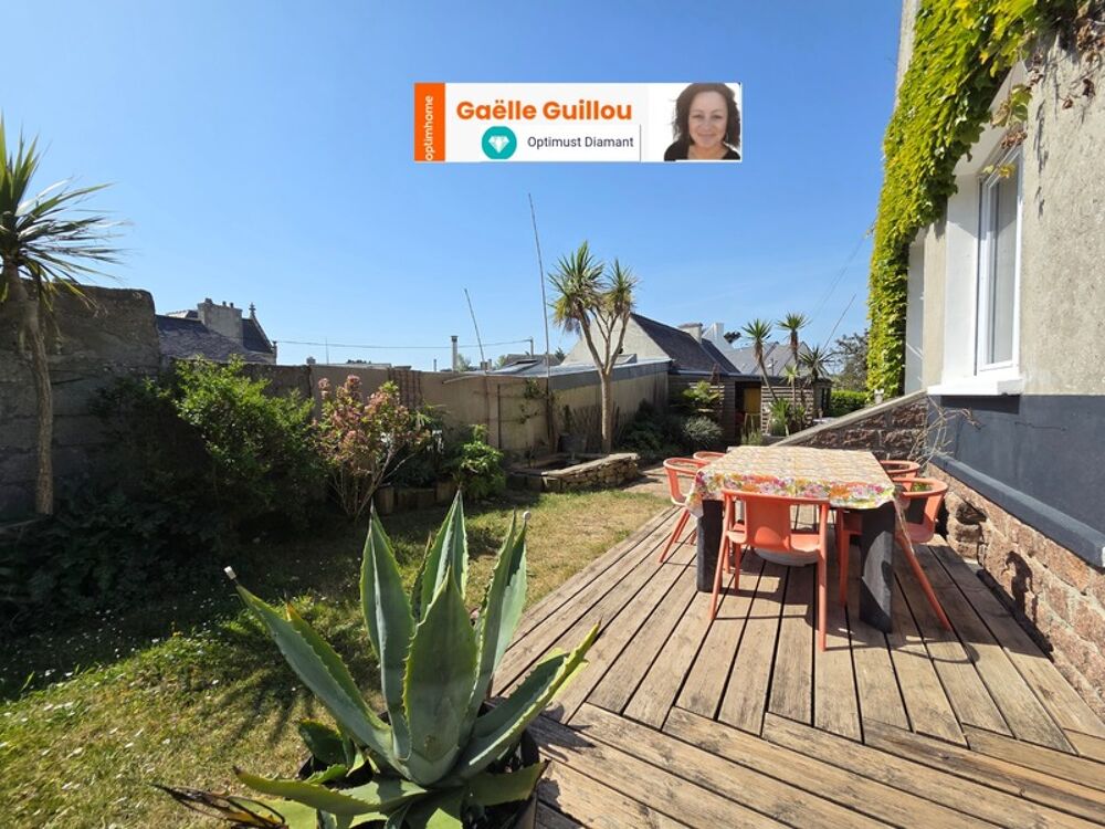 SANTEC : Coup de coeur de 110m² charme des années 50 vue mer et jardin clos