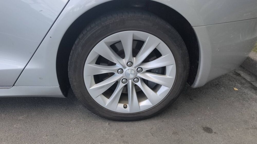 Model S 100D Dual Motor AWD 525 Grande Autonomie - Automatique Toit 2018 occasion 62910 Eperlecques