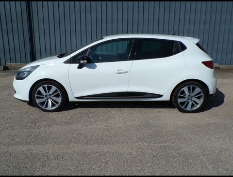 Clio IV TCE 120 GRAPHITE EDC 2014 occasion 03100 Montlu&ccedil;on