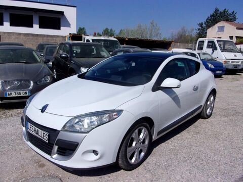 Renault M&eacute;gane Coup&eacute; III 1,5DCI 110CV BVA 2011 occasion &Eacute;guilles 13510