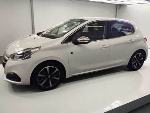 Peugeot 208 1.2 THP 82 TECH EDITION 5P