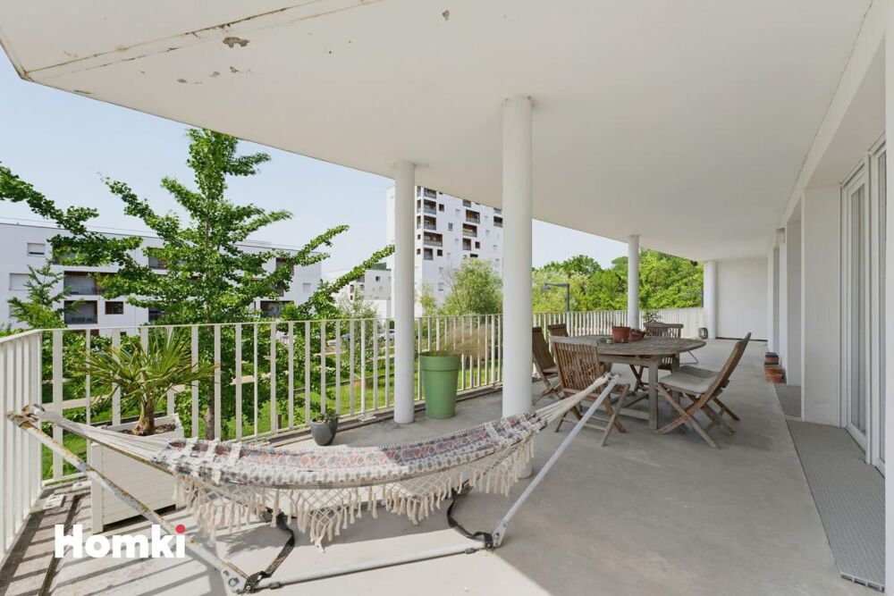 Appartement terrasse à Floirac
