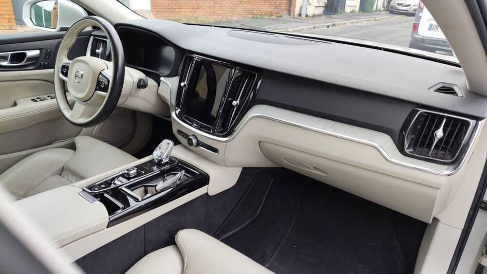 V60 II 2.0 T6 340 Hybride AWD Geartronic8 Inscription 2020 occasion 75013 Paris