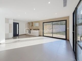  Maison  vendre 4 pices 75 m