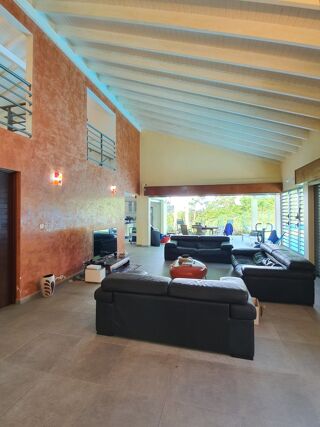  Villa à vendre 6 pièces 280 m²