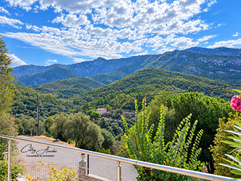 Vente Maison SERRIERA (Corse) - Golfe de Porto - A VENDRE, Maison rénovée, T5 + T3, terrasses, plage à 3Km Serriera