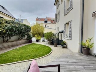  Proprit/chteau  vendre 7 pices 200 m