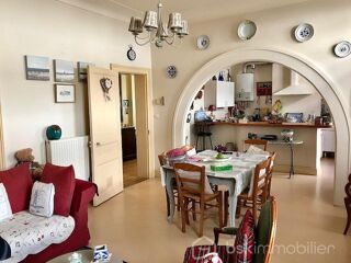  Immeuble � vendre 15 + pi�ces 730 m�