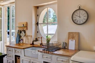  Propriété/château à vendre 15 + pièces 800 m²