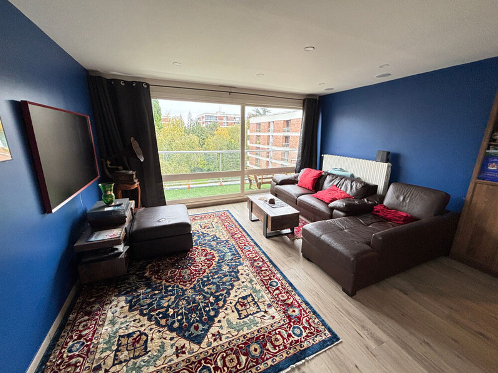 À vendre  Bel appartement 3 pièces de 73,65 m² au 6e et dernier étage