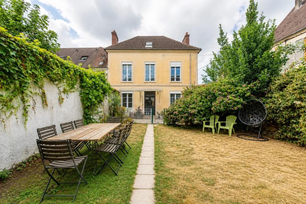 Vente Maison Maison familiale de 210 m² à Faremoutiers Faremoutiers