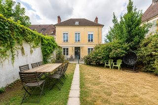  Maison à vendre 10 pièces 210 m²