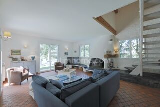  Maison � vendre 7 pi�ces 240 m�