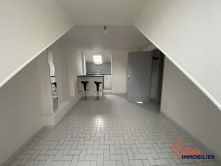  Appartement à louer 2 pièces 28 m²