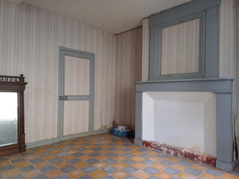 Vente Maison Maison de bourg du XIXe siècle,183 m², avec terrain et dépendances - VERNOIL LE FOURRIER (49390) Vernoil le fourrier