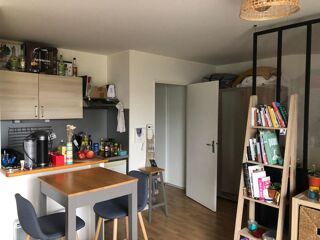  Appartement à louer 1 pièce 37 m²