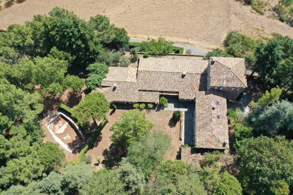à vendre  Propriété/château Saint-Étienne-de-Serre (07190)