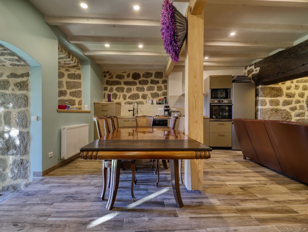 Vente Maison Ensemble immobilier de charme avec résidence principale et 3 gîtes, vaste terrain SAINT AGREVE (07) Saint agreve