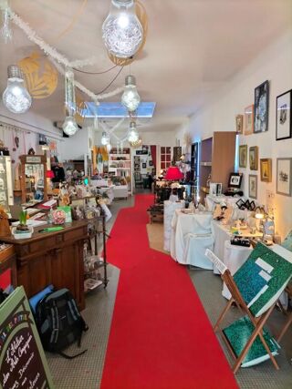  Immeuble à vendre 5 pièces 258 m²