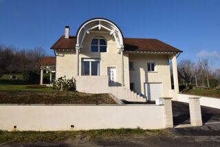  Maison  vendre 6 pices 172 m