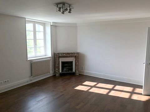  Appartement � louer 4 pi�ces 109 m�