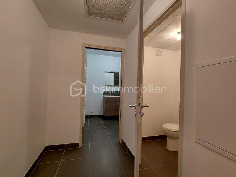 Vente Appartement Charmant T2 de 44,10 m² en rez-de-chaussée avec terrasse de 18 m² + parking privatif – Résidence calme avec piscine Avignon
